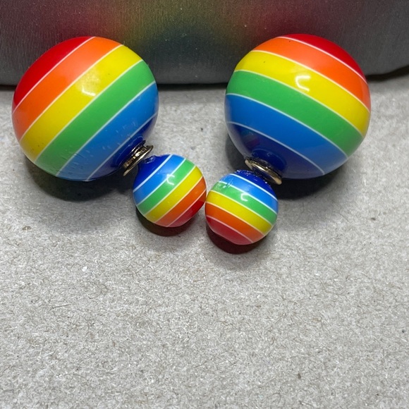 Vintage Estate Bubble Back Rainbow With Red Gems Earrings RARE 1 Of A Kind - Picture 5 of 7